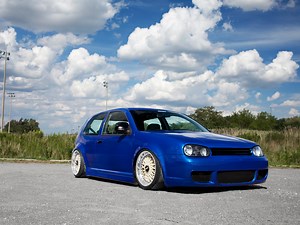 2001 Volkswagen Golf 2.0L - Jacqueline Vas