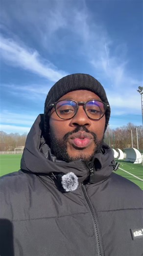 Vidéos de JF (@jftraining) avec son original - JF