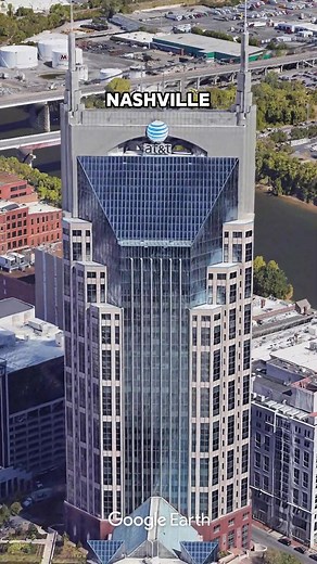 Explore Nashville's iconic landmark- the Batman AT&T Building! #nashville #batmanbuilding #architecture #citylandmark #culturalheritage #fyp #tiktok #citylandmark #explorenashvilletn #foryou