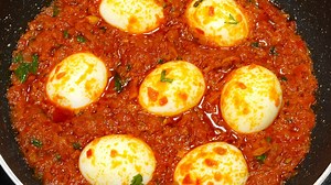 47K views · 1.3K reactions | Spicy Egg Thokku Recipe Ingredients Boiled Eggs - 4 numbers Cooking oil - 4 tbsp Cinnamon - a little Cloves - 2 numbers Fennel seeds - 1/2 tsp Onion Finely Chopped - 2 medium size Tomato Finely chopped - 3 medium size Chili powder - 1 tbsp Coriander powder - 1 tbsp Garam masala - 1/2 tsp Turmeric powder - 1/2 tsp Ginger garlic paste - 1 tbsp Salt - as per taste Coriander leaves - a handful Water - 1/2 cup | Kitchen Platform | Facebook