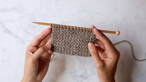 Our new Mini Herringbone Scarf pattern contains an easy to follow video! The mini herringbone stitch involves working every other stitch twice, perhaps a complicated sounding maneuver, but not so hard once you get the hang of it! Watch the whole video here...https://www.purlsoho.com/create/mini-herringbone/ | Purl Soho