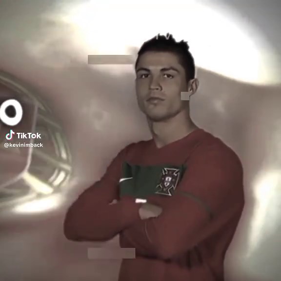 ronaldo skille 💀 rate my edit #cr7 #ronaldo #cristianoronaldo #ronaldoskills #cr7skills #ronaldodribble #cr7dribbling #footballskills #socceredit #ronaldoedit #footballtiktok #viralfootball #ronaldofootwork #dribblingmachine #ronaldomagic #foryou #fypシ #tiktokfootball