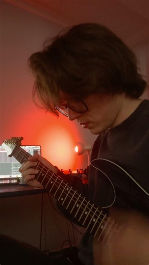 that indie guitar vibe 🎸 #guitarist #indie #producer