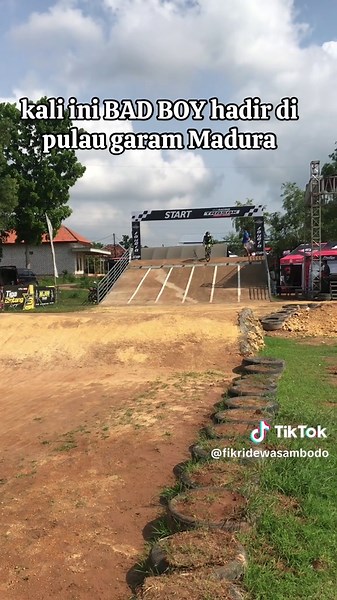 BMX Racing di Pulau Garam Madura