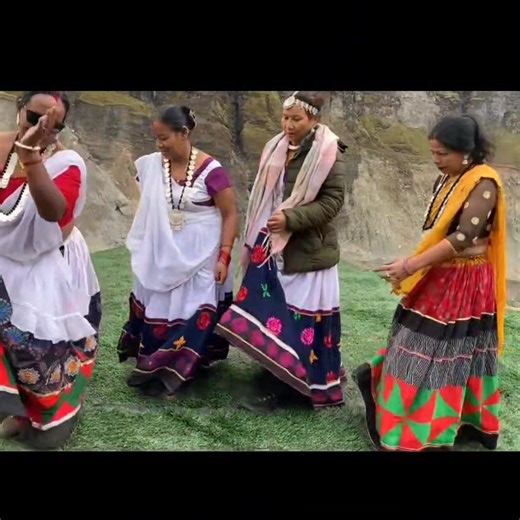 Wow wow😮 #beautifulmomentscaptured ❤️ #trip #beautiful scenery's Hamar Tharu Samaj 💚 🌾 Proudly showcasing our cultural dress — a symbol of tradition, identity, and unity. 📖 Every outfit tells the story of our rich heritage and strong community. 📷 We celebrate our people, honor our roots, and wear our culture with pride. 💬 “Our culture is our identity. Stay connected and be part of the journey!” ✨ Let’s grow together as one family. 👍 Like | 🔁 Share | ➕ Follow #TharuIdentityTogether 🔗 #Ha