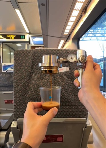 Grab an espresso on the way #gilka #gilkacoffee #coffee #coffeebar #espresso