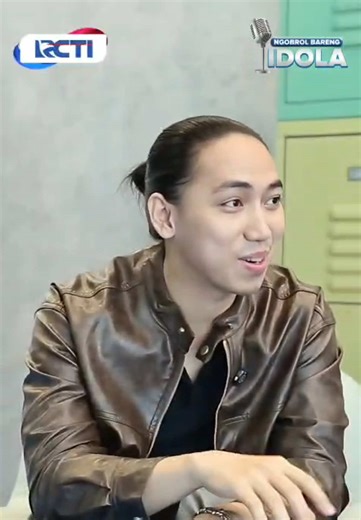 @dandypanjawi bilang kalau penampilan dia di Spektakuler 1 Minggu lalu itu ancur . Saksikan Indonesian Idol Season XIV setiap Senin LIVE DI RCTI . RCTI Hadir di CHANNEL 28, ikuti cara mudahnya: * Aktifkan LCN lalu scan ulang STB Kamu * Scan otomatis TV Digital Apabila masih bermasalah dengan siaran @officialrcti ditempat kamu? Silahkan cek link berikut ya ⬇️⬇️⬇️ https://bit.ly/LayananSolusiDigital . #IndonesianIdolXIV #IndonesianIdolXIVdiRCTI #HomeOfTheIdols