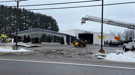 No injuries following fire at Geauga County towing company