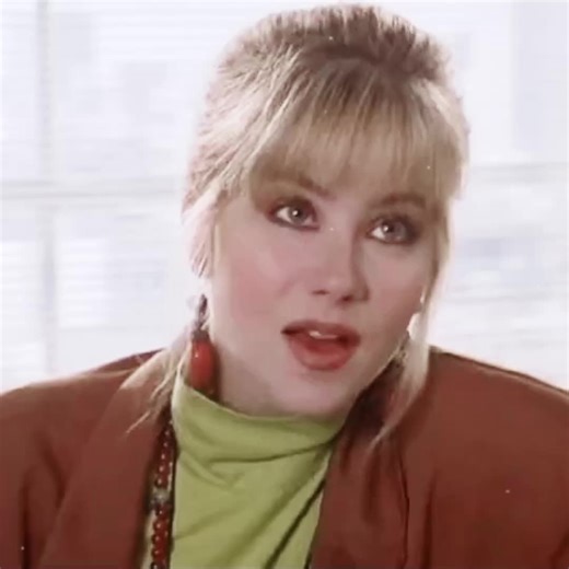 Christina Applegate's 90s Fashion Icon Moments