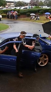 With muscle cars and bright dresses bringing a splash of vibrant colour to contrast the grey sky, the more than 100 graduates of Highfields State Secondary College were not about to let the wet spoil their end of school rite of passage 👉 https://bit.ly/3ANLKWz | The Chronicle