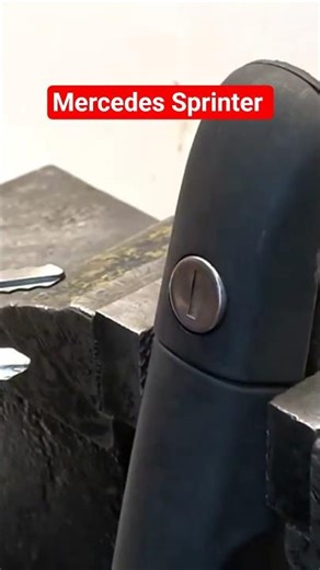 Force key for car Mercedes Sprinter https://lockpicking.tools #lockpicks #howtoforcecarlock