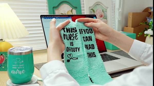 Coume Nurse Appreciation Gifts for Women Nurse Week Gift Sets Stainless Steel Tumbler Keychain Sock Makeup Bag LPN/RN Nurses Graduation Gifts for Nurses Doctors Teacher Student(White)