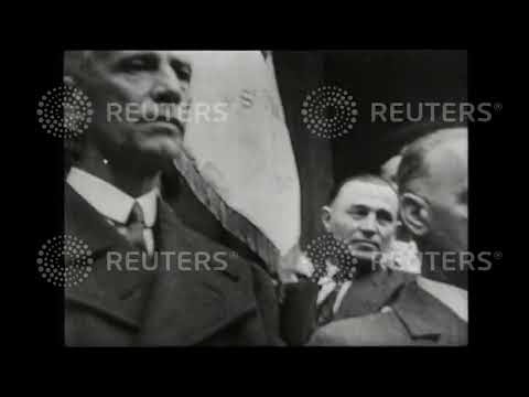 1939 Paris prepares monuments for air raids and Brussels celebrates independence day