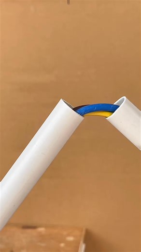 1.2K views | My idea for an easy way to fix electrical conduit #tipsandtricks #tips #diy #fb #fypシ | Electrical Engineer | Facebook