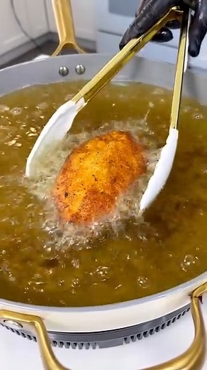 9.2K views · 65 reactions | Stuffed chicken breast is the way to go Lorenzo makes a yummy stuffed chicken breast that looks so crispy | Lorenzo's Easy Recipes | Facebook