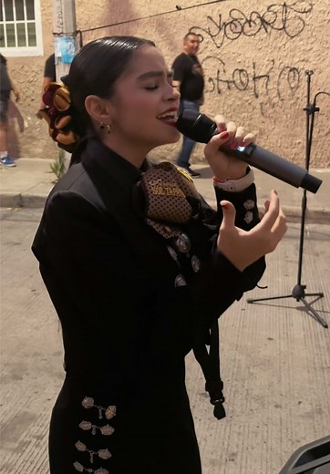 Así Fue Juan Gabriel - cover mariachi | yo seguía de ti enamorado