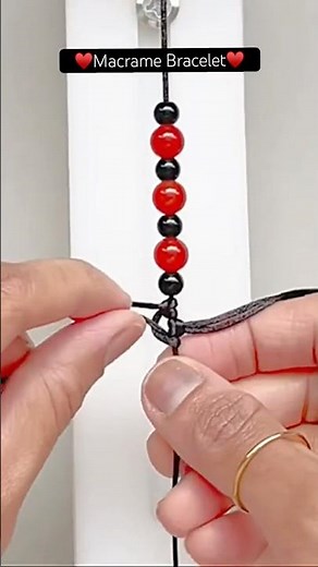 Easy Macramé Knot Beaded Bracelet Tutorial ❤️🖤❤️