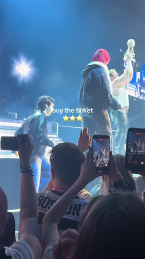 5SOS Concert Experience: A Fan's Love