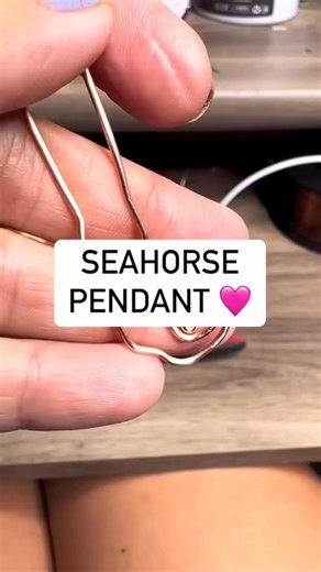 Who wants a seahorse pendant… these are my seahorse chaos style pieces… gahhh I love it!! #wirewrap #seahorse 🫶🏼🫶🏼💜😱 | Sprnkldesign