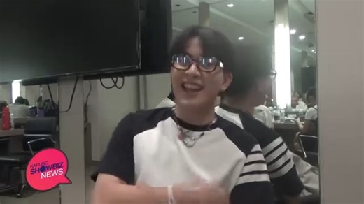 11K views · 88 reactions | Singer-songwriter Maki expresses his...