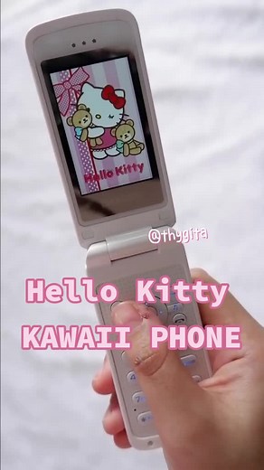 Kawaii Hello Kitty Flip Phone Unboxing