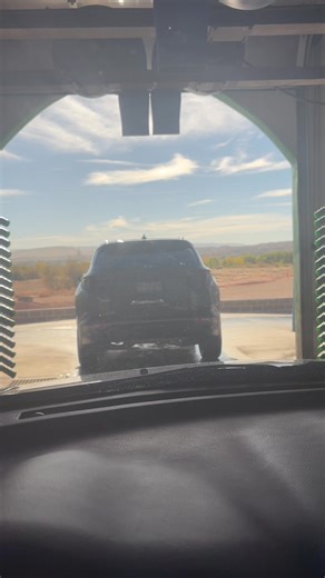 Car wash in America | Mario Toriano