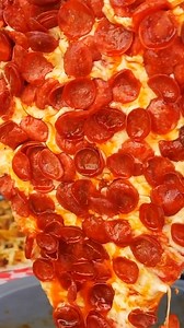 🍕🗽 THE BIGGEST PIZZA SLICE IN THE WORLD?! 🇺🇸🔥 Straight from Pizza Barn in New York — this GIANT slice is bigger than your head and totally unreal! 😱🍕 Would YOU take it down solo or share it with the squad? 👇 Comment MINE or SHARE 👇 #AmericanFood #NYC #Pizza #NYCEats #EpicEats | Travel Thirsty