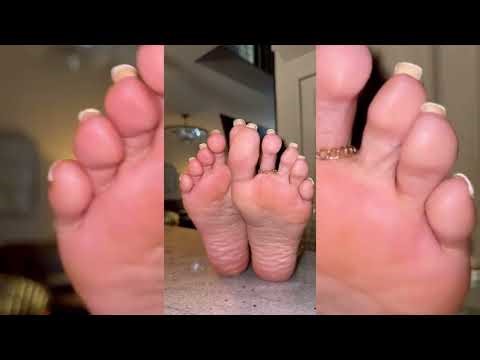 Foot reflexology and wiggling toes for more health benefits