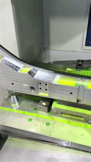 Precision Engineered: 15-Day Automotive Mold CNC Machining | LS Manufacturing #automotivemold #cnc