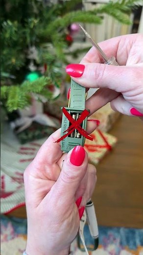 Don't toss your tree (or Christmas lights!) ✨