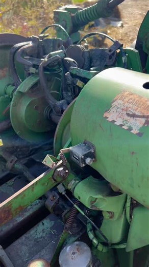 John Deere 214 T part 2 getting it ready to bale again | Baler Man
