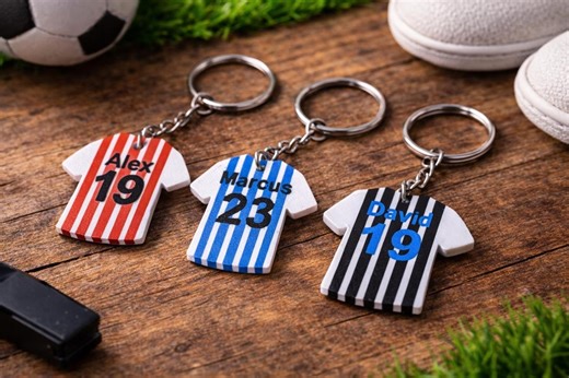 Custom Soccer Jersey Keychain – Personalized Football Player Gift – Team Number Keyring - Etsy