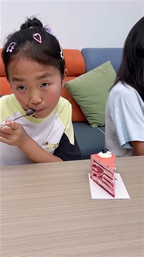 Can my little sister complete the challenge? #UsefulGadgets #ProductRecommendation #funny
