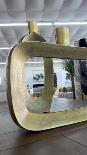 It’s all in the details ✨ Coordinating your dining table with gold accents brings the whole space together. When the chairs hint gold, the centerpieces have to follow. Elevate your dining room the Regal way. 🤍 #RegalFurniture #DiningRoomGoals #HomeDecorInspo #GoldAccents #InteriorStyle