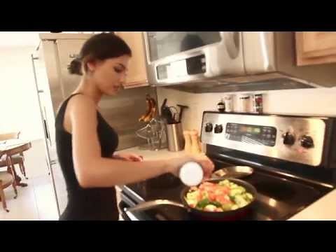 Cooking With SSSniperWolf!