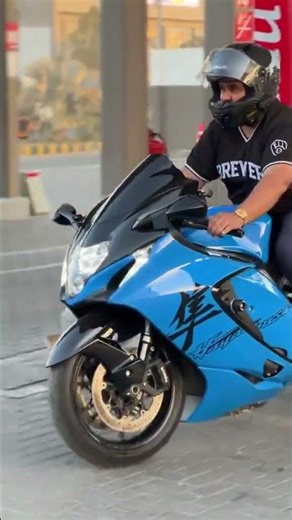 Roaring hayabusa #superbikes #bikelovers #hayabusa #heavybikes #h2r