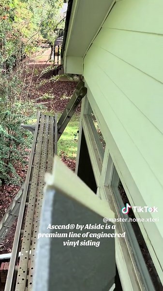 Ascend® by Alside is a premium line of engineered vinyl siding designed to offer a combination of beauty, durability, and low-maintenance performance! ✨Reasons to use this siding: ✨ 1. Durable: Resists fading, cracking, warping, and weather damage. 2.Low Maintenance: No painting or staining required. 3. energy Efficient: Enhances home insulation for better energy performance. 4. Variety of Colors/Profiles: Available in multiple colors and styles for customization. 5. easy Installation #construct