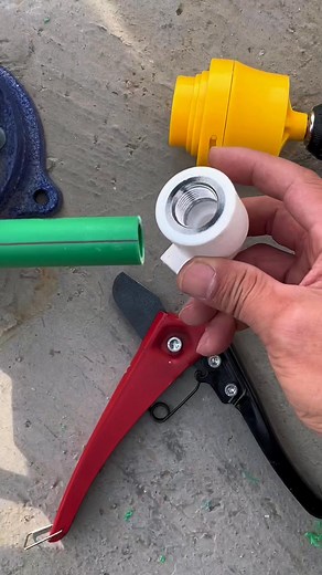 Install PPR pipes without a welding machine! #plumbingtech | Maax Diy Tips | Facebook