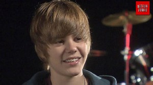 5 celebrity interview moments so funny they’re still living rent-free in our heads