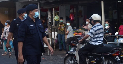 MCO: After initial congestion, Penang market crowds dissipate | New Straits Times