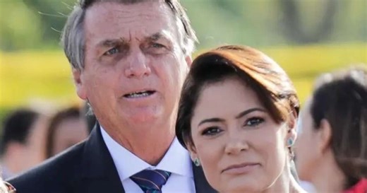 Michelle celebra 15 anos de casada com Bolsonaro: "Meu Príncipe'