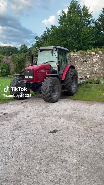 Thistle Removal at Boyd Farm with Massey Ferguson