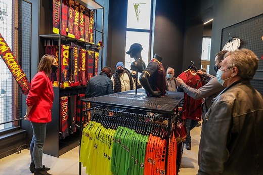 Pogoń otworzyła sklep w centrum Szczecina. Tak jest w środku. ZDJĘCIA – 21.04.2021