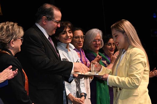 “El legado de Sor Juana, claro recordatorio para luchar colectivamente” - Gaceta UNAM