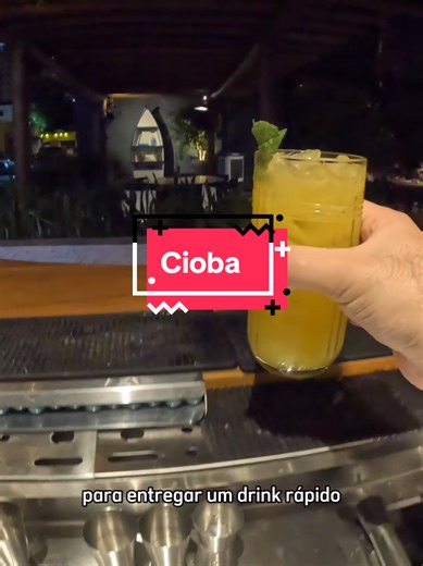 No @mahrgastronomia, eu preparei o Cioba, mostrando na prática como os bares conseguem servir um cocktail em segundos usando o sistema Presh. 💨 Com o drink já pronto e carbonatado, é só puxar, servir e entregar — produtividade lá em cima e eficiência total na operação. 🍸⚡️ #bartender #drink #pov #cocktail #bartenderlife