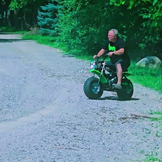 LIKE NEW 2024 Coleman BT200X Mini Bike - FOR SALE $750