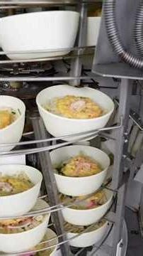 Japan Just Invented a Machine That Replaces Chefs?! 😱🍱 #JapanTech #DidYouKnow #Shorts