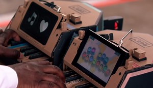 Ariana Grande and The Roots perform with Nintendo Labo instruments