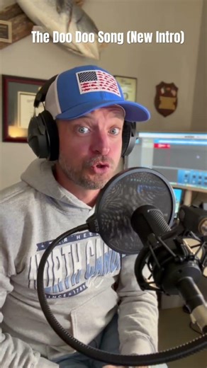 The Doo Doo Song New Intro!!! #musicproducer #music #acoustic #lol #funny #laugh #viral #trending