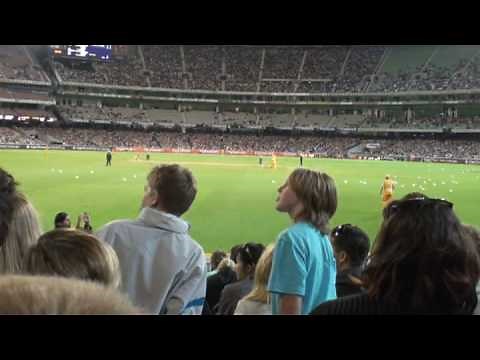 Aussie Chant at the cricket match